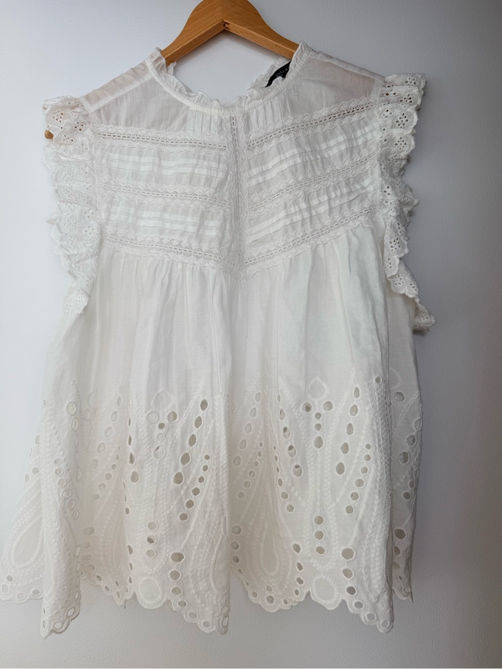Zara White Eyelet Lace Flutter Sleeve Top